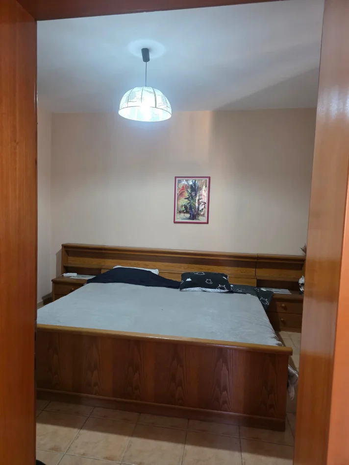Tirane, jepet me qera apartament 1+1 Kati 5, 61 m² 500 € (BULEVARDI ZOGU I PARE)