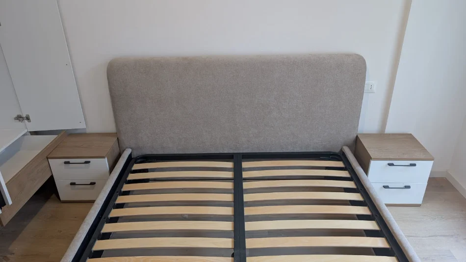 Tirane, jepet me qera apartament 1+1 Kati 4, 500 € (Laprake)