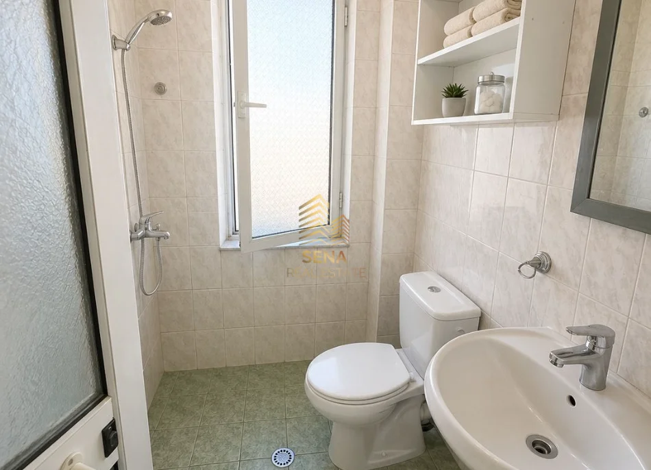Tirane, shitet apartament 1+1 Kati 5, 56 m² 115.000 € (5 Maji)