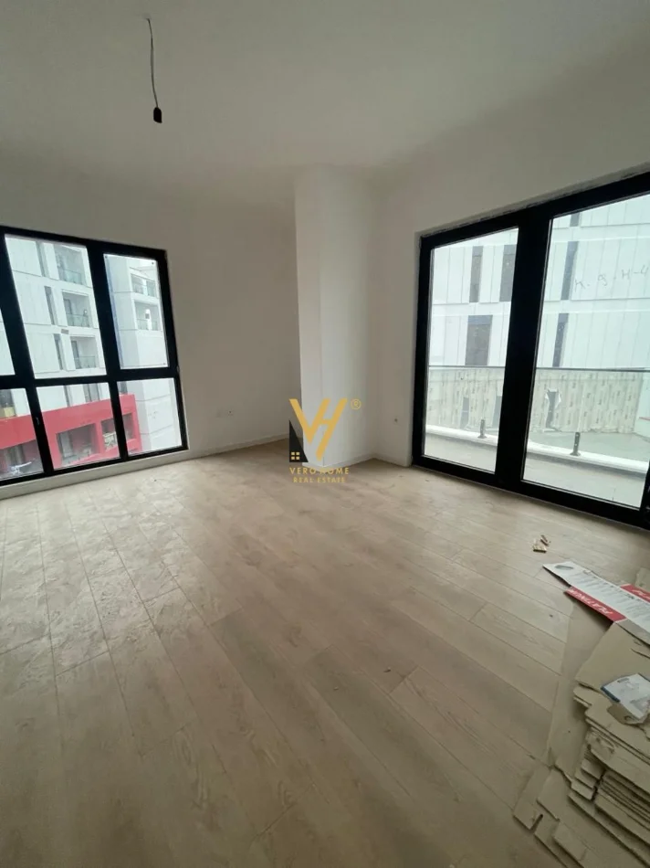 Tirane, jepet me qera zyre Kati 2, 130 m² 800 € (FARMACIA 10)