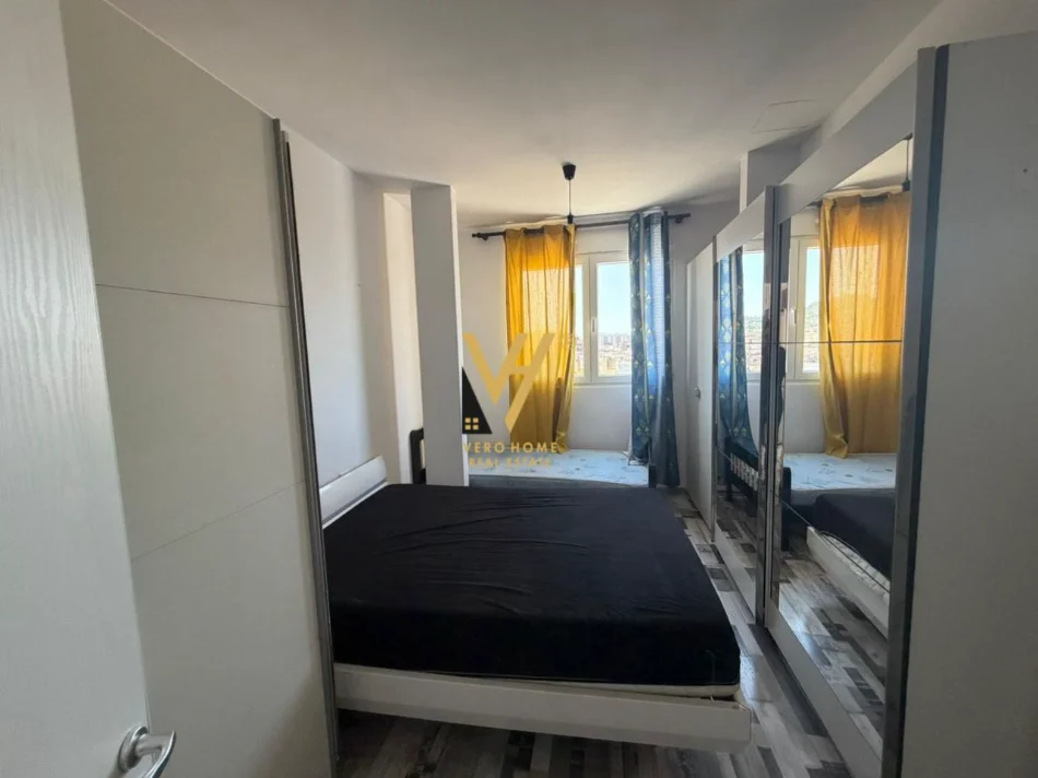 Tirane, jepet me qera apartament 1+1+Ballkon Kati 7, 92 m² 750 € (VASIL SHANTO)