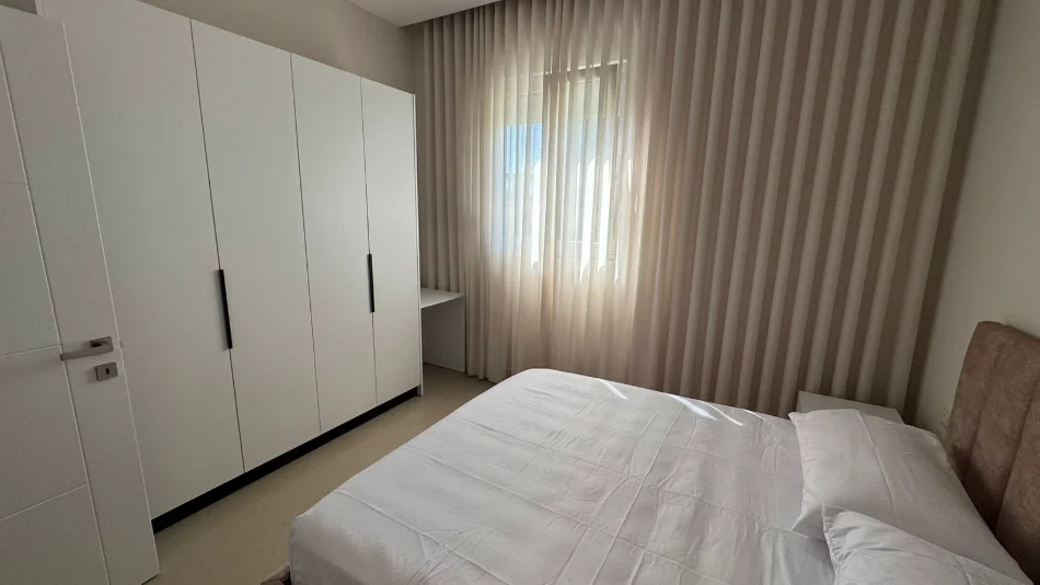 Tirane, jepet me qera apartament 1+1 Kati 0, 65 m² 500 € (Jordan Misja)