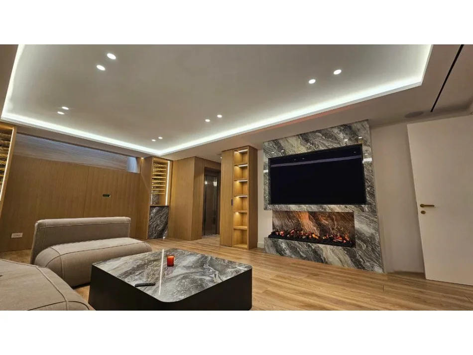 Tirane, jepet me qera Vile 3 Katshe , 370 m² 5.000 € 