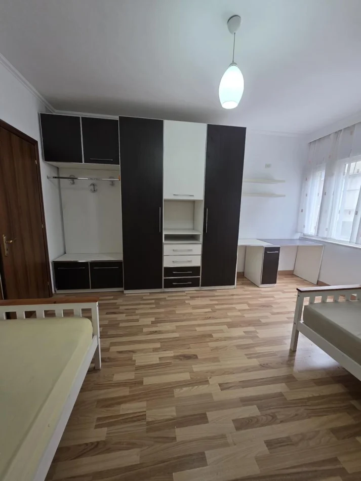 Tirane, shitet apartament 2+1 Kati 5, 106 m² 197.000 € (Bar oslo)