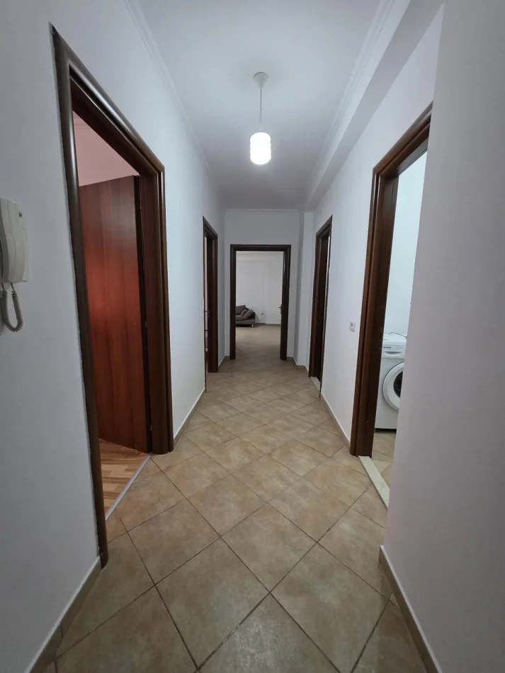 Tirane, shitet apartament 2+1 Kati 5, 106 m² 197.000 € (Bar oslo)
