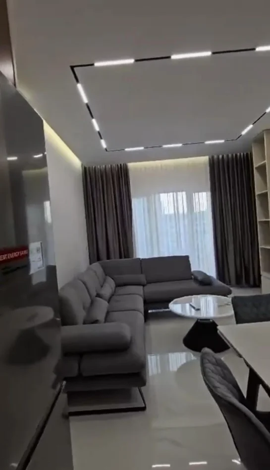 Tirane, jepet me qera apartament 1+1+Aneks Kati 6, 85 m² 900 € (Zogu i Zi)