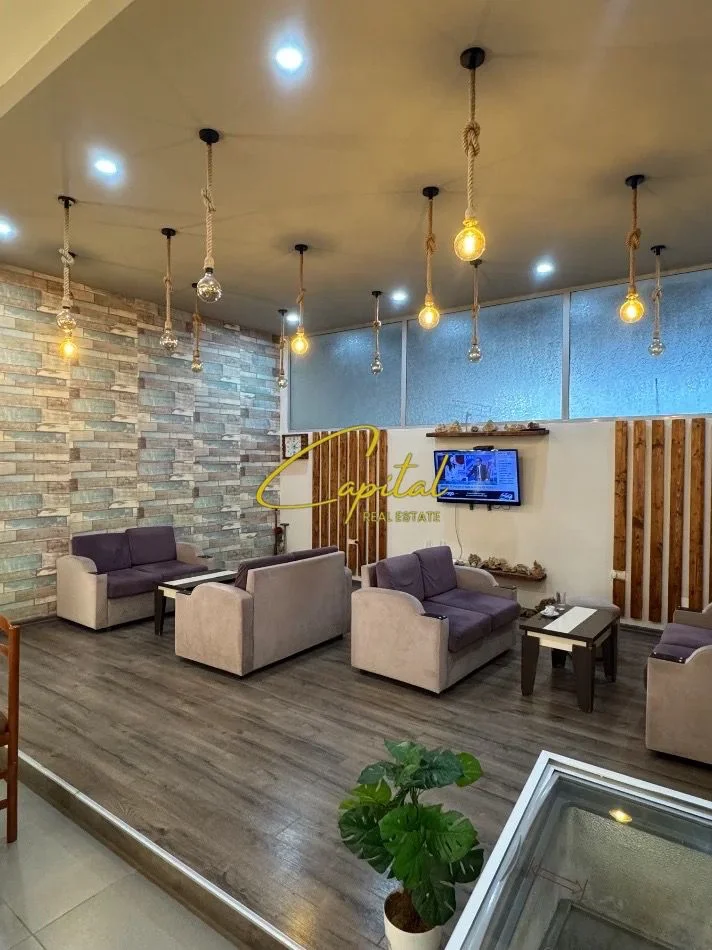 Tirane, jepet me qera ambjent biznesi Kati 0, 90 m² 600 € (KAMEZ)