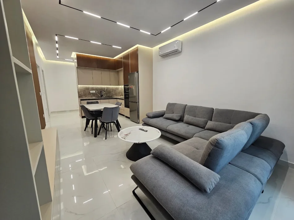 Tirane, jepet me qera apartament 2+1 Kati 6, 82 m² 850 € (Zogu i Zi)