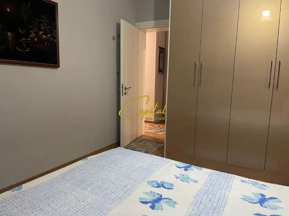 Tirane, jepet me qera apartament 2+1 Kati 6, 65 m² 600 € (RRUGA E KOSOVAREVE)