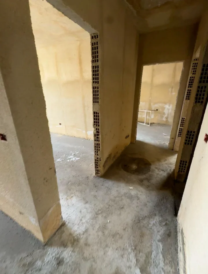 Tirane, shitet apartament 3+1+Ballkon Kati 6, 114 m² 158.500 € (+Garazh. Fundi Bulevardit te Ri - Paskuqan afer Unazes se Madhe Rr. Lidhja Prizrenit.)