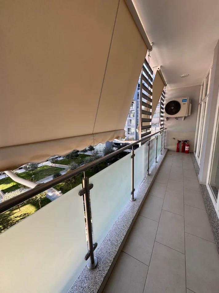 Tirane, jepet me qera zyre Kati 4, 130 m² 1.500 € (KIKA 3)