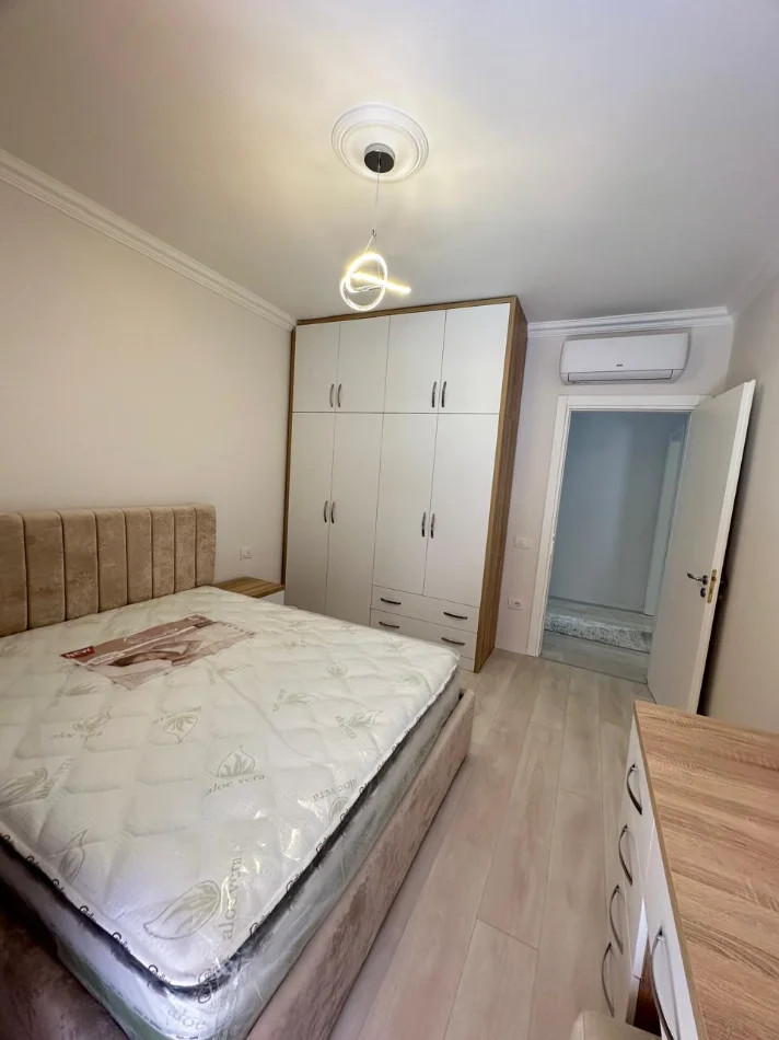 Tirane, jepet me qera apartament 2+1 Kati 3, 95 m² 600 € (Rruga Sokrat Miho)