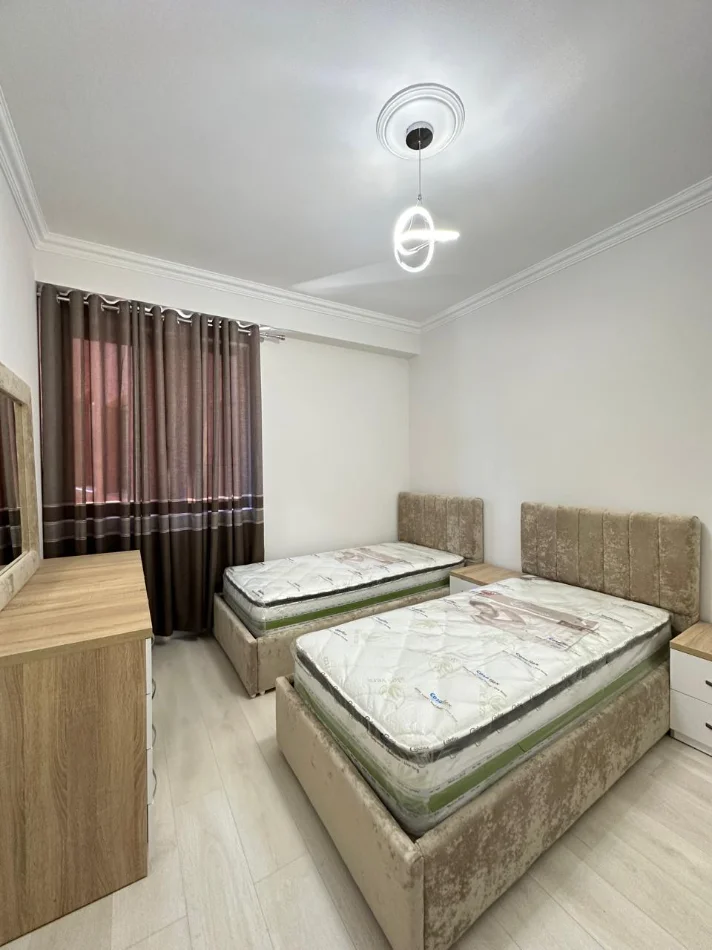 Tirane, jepet me qera apartament 2+1 Kati 3, 95 m² 600 € (Rruga Sokrat Miho)