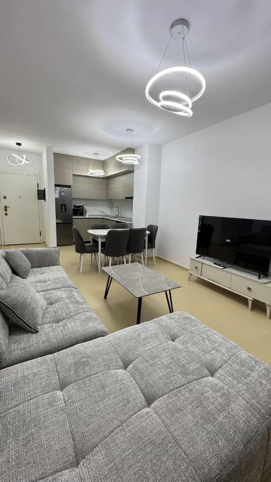 Tirane, jepet me qera apartament 2+1 Kati 7, 101 m² 700 € (KOMPLEKSI STAR)