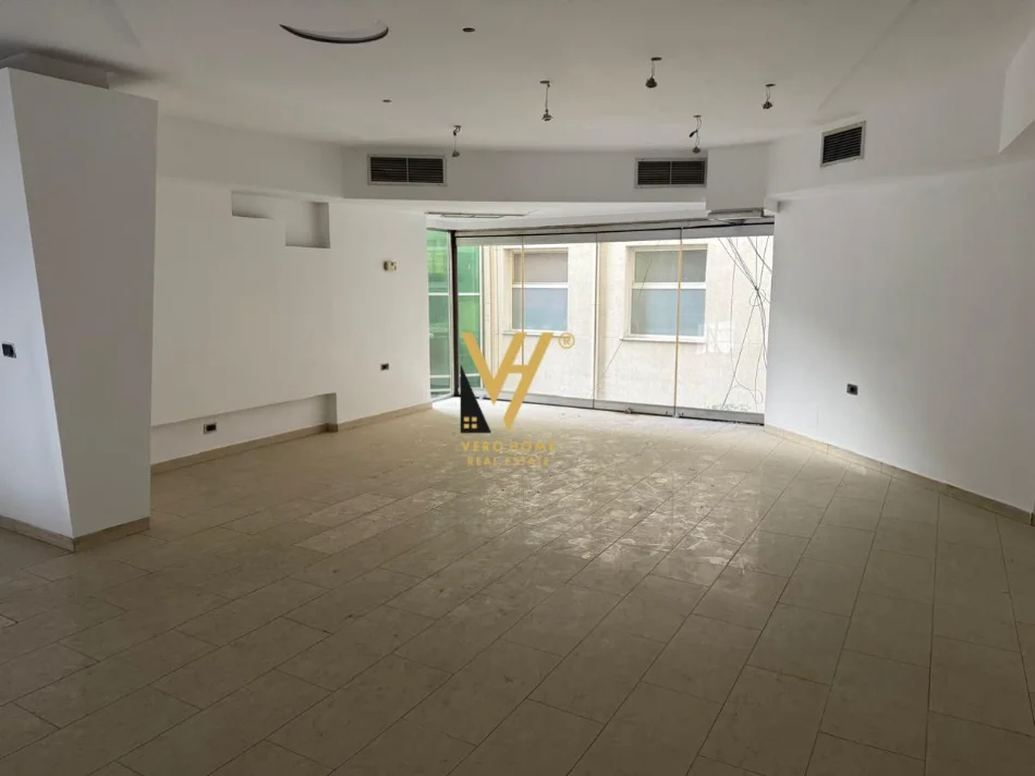 Tirane, shitet dyqan Kati 0, 99 m² 500.000 € (RRUGA MIHAL GRAMENO)