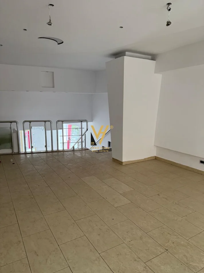 Tirane, shitet dyqan Kati 0, 99 m² 500.000 € (RRUGA MIHAL GRAMENO)