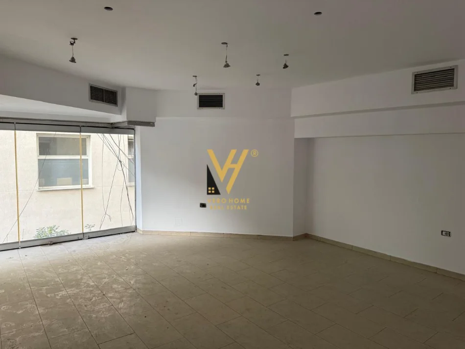 Tirane, shitet dyqan Kati 0, 99 m² 500.000 € (RRUGA MIHAL GRAMENO)
