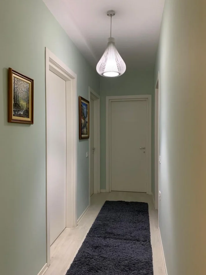 Tirane, jepet me qera apartament 3+1+Aneks+Ballkon Kati 4, 123 m² 850 € (rruga Jordan Misja)