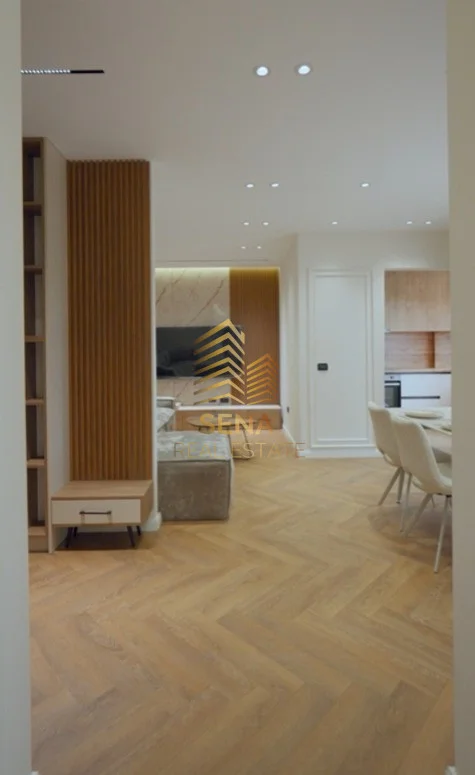 Tirane, shitet apartament 2+1+Ballkon Kati 7, 101 m² 240.000 € (Pallati me Shigjeta)