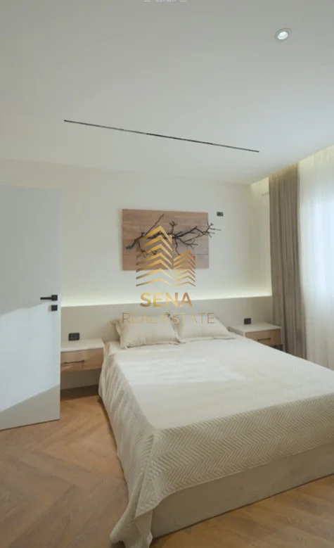Tirane, shitet apartament 2+1+Ballkon Kati 7, 101 m² 240.000 € (Pallati me Shigjeta)