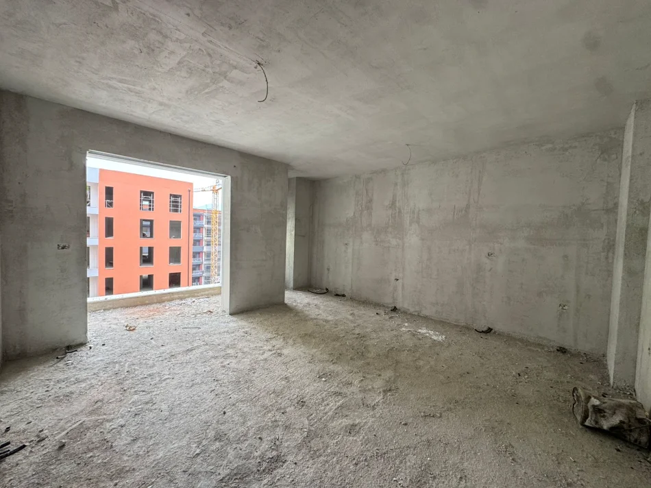 Tirane, shes apartament 1+1+Ballkon Kati 4, 71 m² 80.000 € (RING SIDE RESIDENCE sa kalon uren e Paskuqanit)