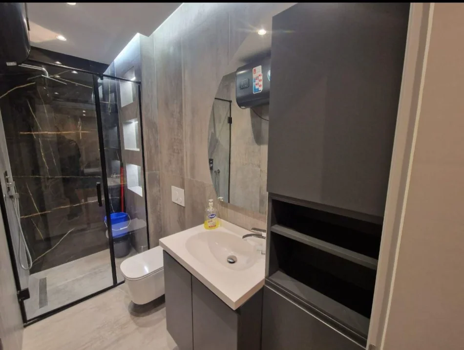 Tirane, jepet me qera apartament 1+1 Kati 2, 72 m² 699 € (kodra e diellit 1)