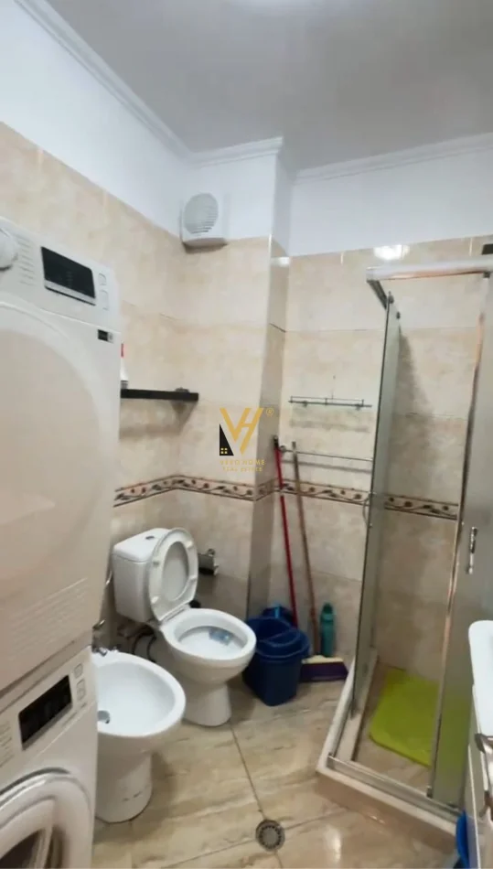 Tirane, shitet apartament 2+1+Ballkon Kati 6, 93 m² 258.000 € (KOPSHTI ZOOLOGJIK)