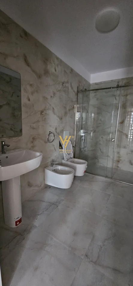 Mali Robit, shitet apartament duplex Kati 0, 97 m² 120.825 € (MALI I ROBIT)