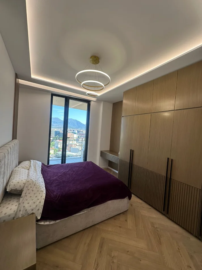 Shqiperi, jepet me qera apartament 2+1+Ballkon Kati 11, 110 m² 1.300 € (Golden Tower, Mine Peza)