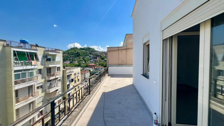 🏠SHITET: 2+1+2wc 📍 Yzberisht (Rr.Thoma Koxhaj) - 139,500€ - Pallat V.2020 - Kati 8 - Sp.172m² || Verande ideale per relaks dhe familje🔥