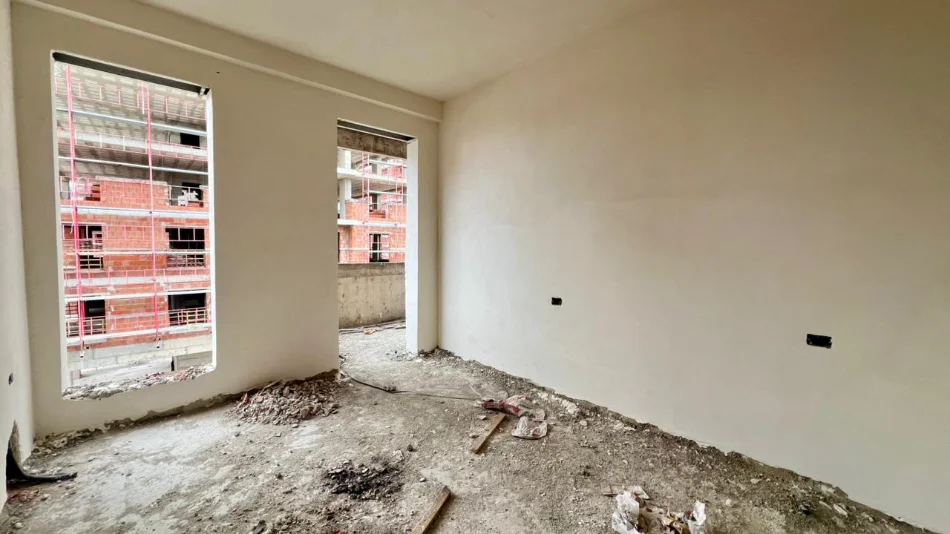 🏡 SHITET: OKAZION nga 1600€/m² vetem në 1375€/m ²🔥  II Apt. 2+1+2 WC  (📍5 Maj - Res. Brezaret) ÇMIMI : 147,000€ 😃