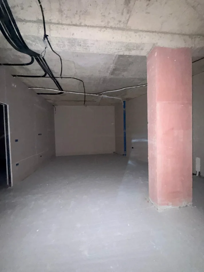Vlore, shitet apartament 1+1+Aneks+Ballkon Kati 0, 100 m² 239.500 € (Jale)