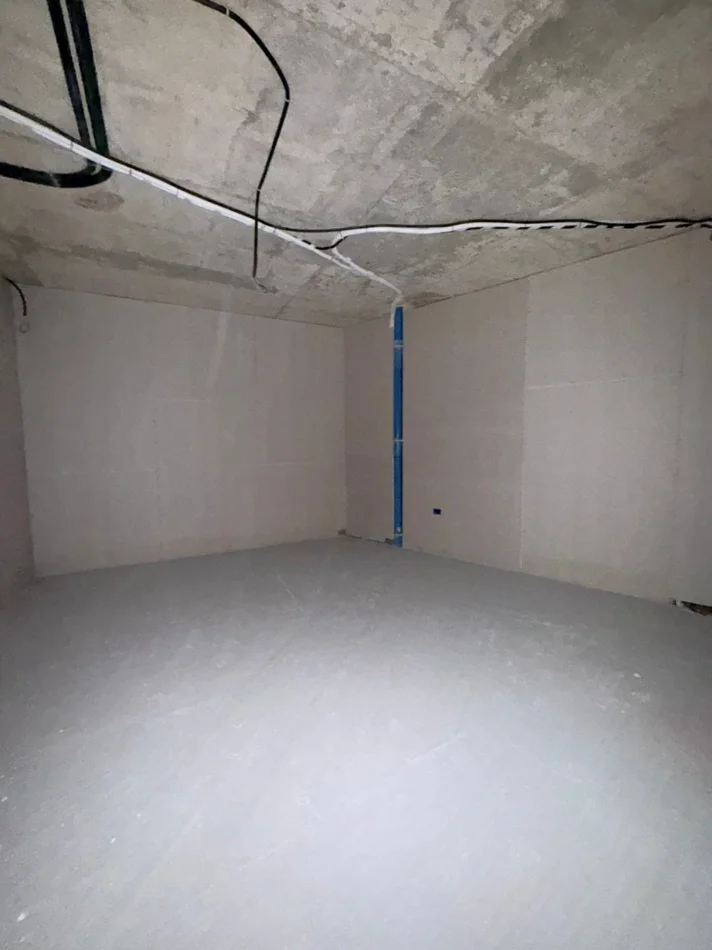 Vlore, shitet apartament 1+1+Aneks+Ballkon Kati 0, 100 m² 239.500 € (Jale)