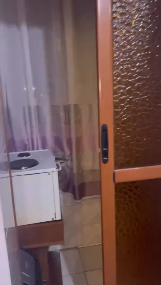 Tirane, jepet me qera apartament 3+1 Kati 4, 92 m² 650 € (RRUGA E KAVAJES)