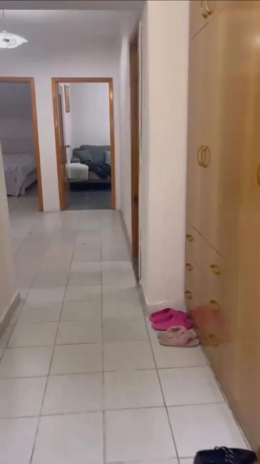 Tirane, jepet me qera apartament 3+1 Kati 4, 92 m² 650 € (RRUGA E KAVAJES)