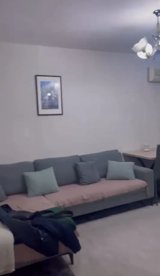 Tirane, jepet me qera apartament 3+1 Kati 4, 92 m² 650 € (RRUGA E KAVAJES)