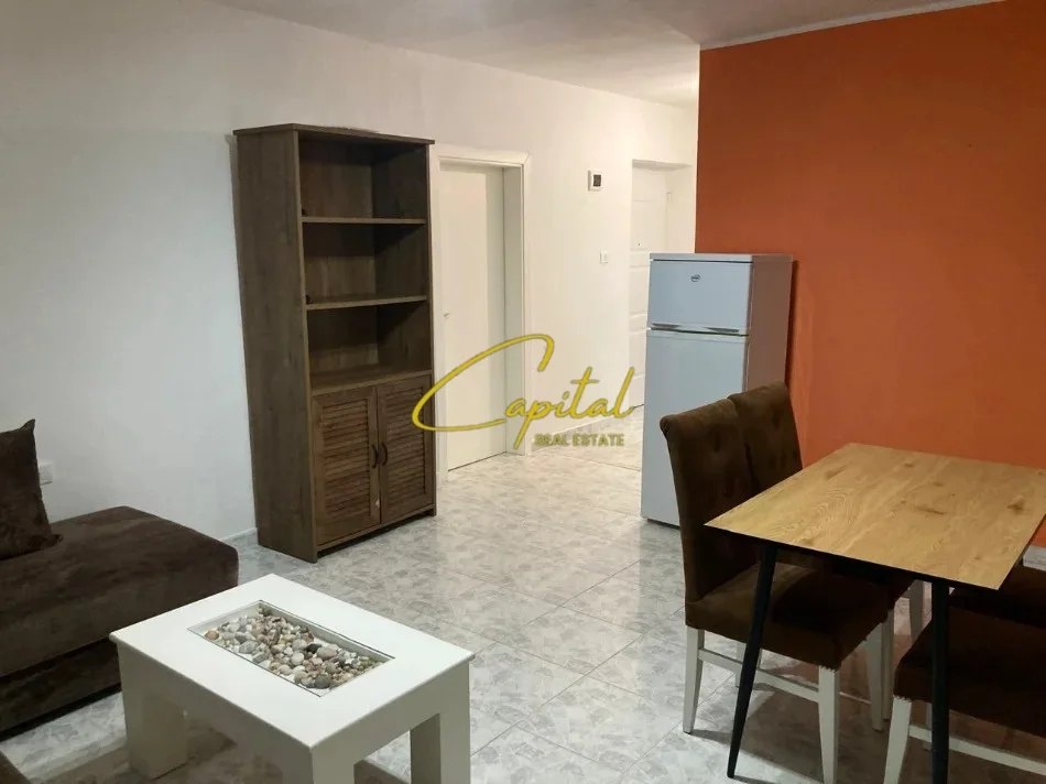 Tirane, jepet me qera apartament 1+1 Kati 2, 58 m² 450 € (VASIL SHANTO)