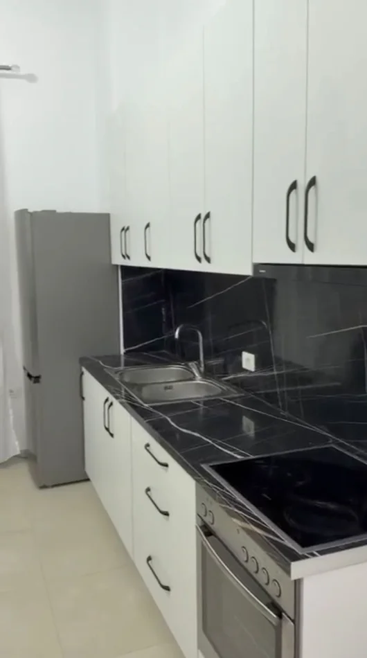 Tirane, jepet me qera apartament 1+1 Kati 0, 60 m² 450 € (ASTIR)