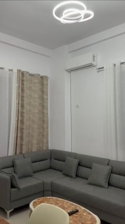 Tirane, jepet me qera apartament 1+1 Kati 0, 60 m² 450 € (ASTIR)