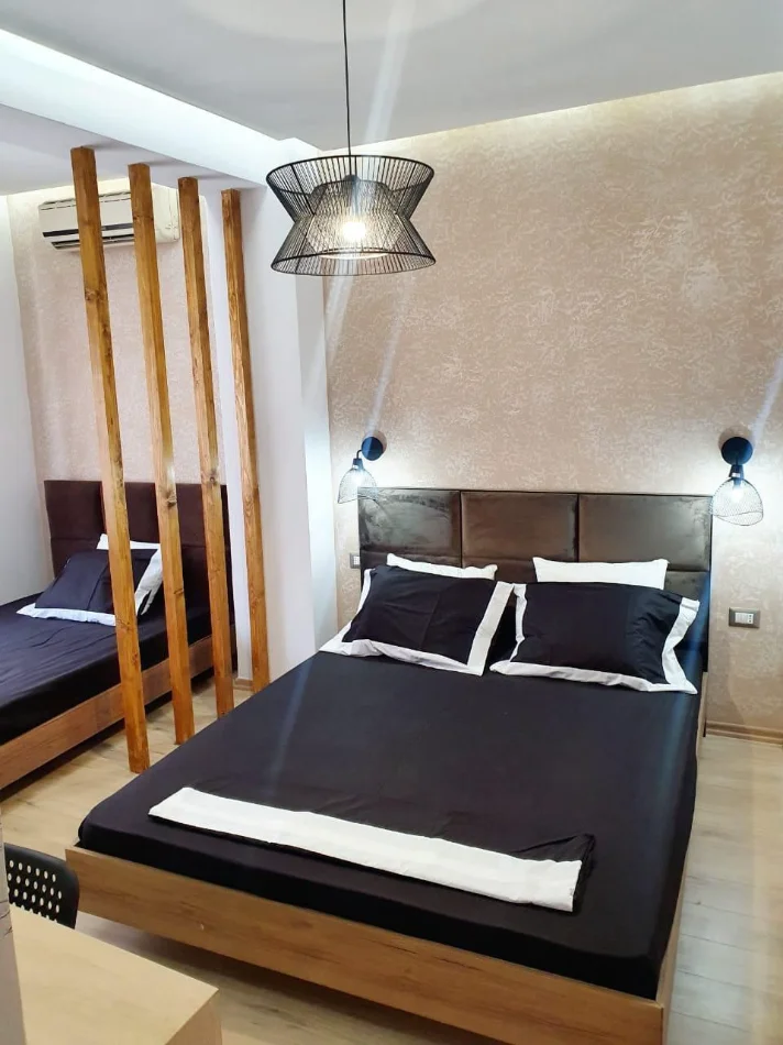 Tirane, jepet me qera apartament 1+1 Kati 3, 64 m² 600 € (RRUGA E KOSOVAREVE)