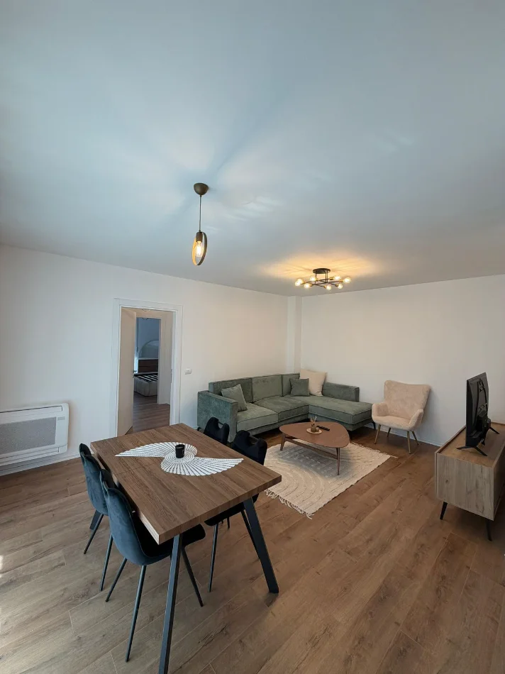 Tirane, jepet me qera apartament 2+1 Kati 5, (CASA ITALIA)