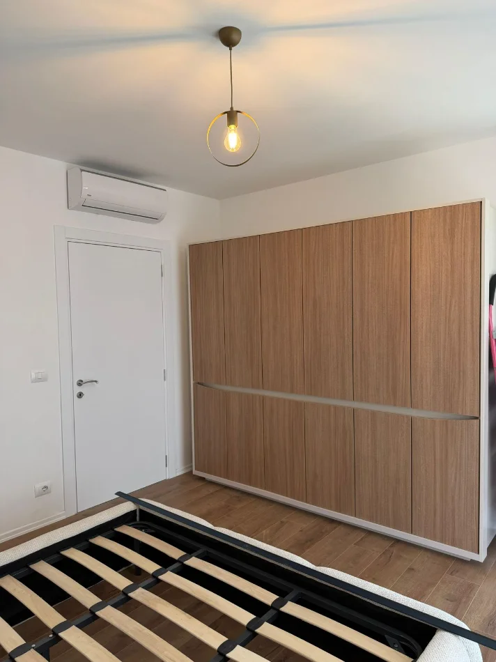 Tirane, jepet me qera apartament 2+1 Kati 5, (CASA ITALIA)
