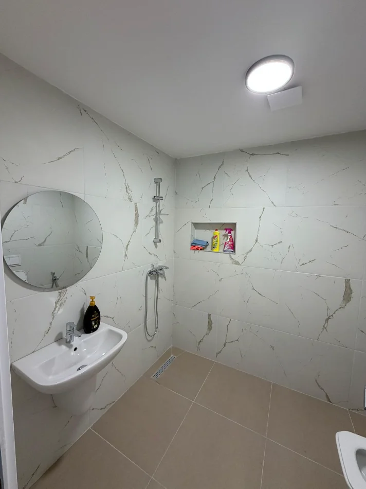Tirane, jepet me qera apartament 2+1 Kati 5, (CASA ITALIA)