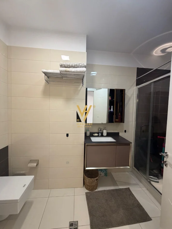 Tirane, shitet apartament 2+1+Ballkon Kati 20, 127 m² 610.000 € (AMBASADOR 3)