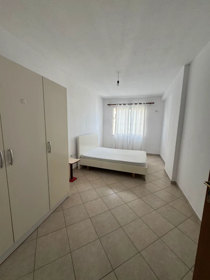 Tirane, jepet me qera apartament 1+1 Kati 4, 60 m² 380 € (ASTIR)