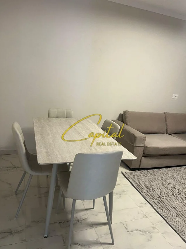 Tirane, jepet me qera apartament 2+1 Kati 3, 70 m² 450 € (OXHAKU)