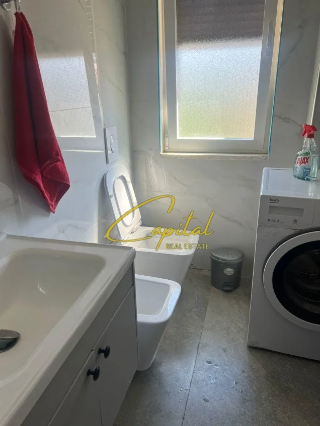 Tirane, jepet me qera apartament 2+1 Kati 3, 70 m² 450 € (OXHAKU)