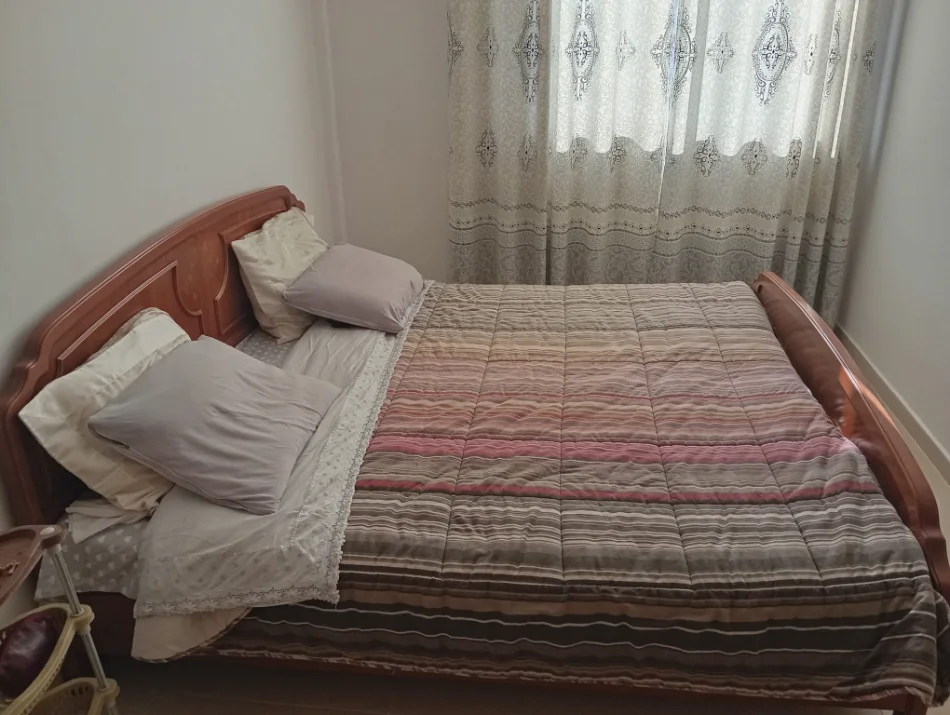 Tirane, jepet me qera apartament 1+1 , (vilat gjermane)