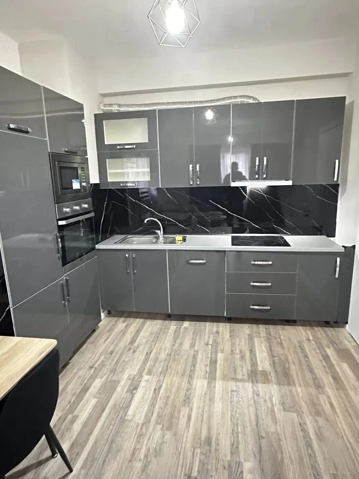 Tirane, jepet me qera apartament 1+1 Kati 1, 66 m² 500 € (ASTIR)
