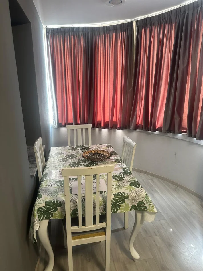 Shqiperi, jepet me qera apartament 2+1 Kati 2, 90 m² 750 € (RRUGA E ELBASANIT)